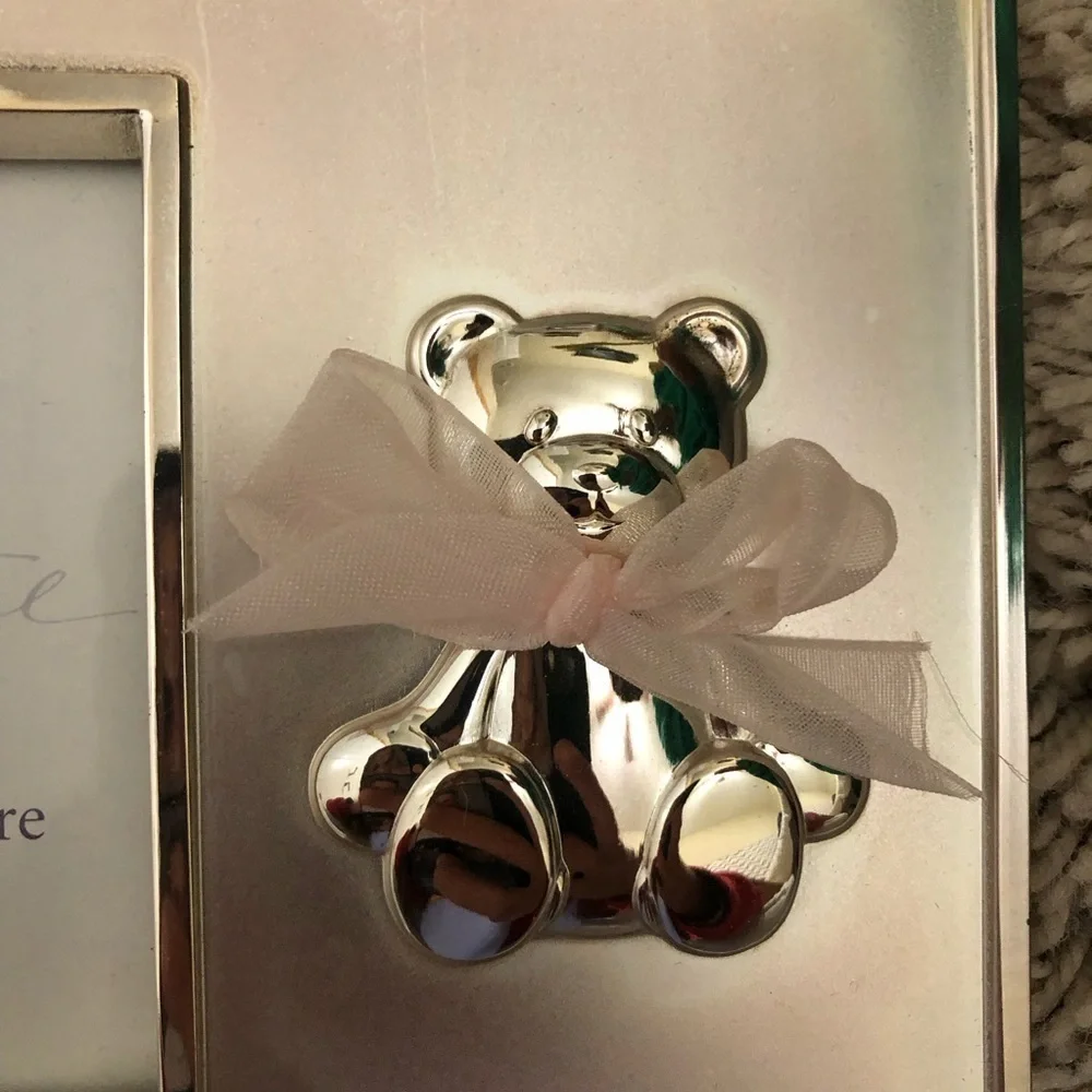 Hallmark gold Picture Frame with pink bow Bear Accent NWOT